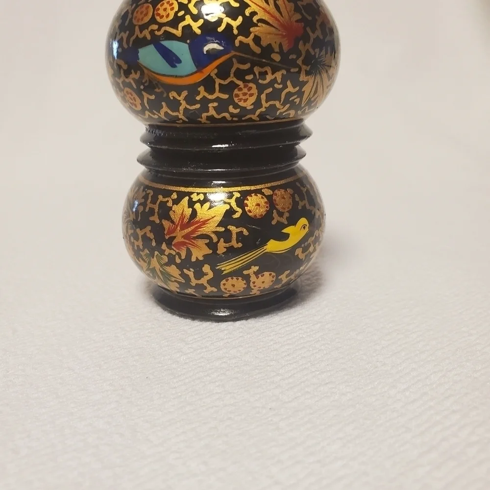Hand-painted  laquer folk art napkin rings black and‎ gold  set of 2
